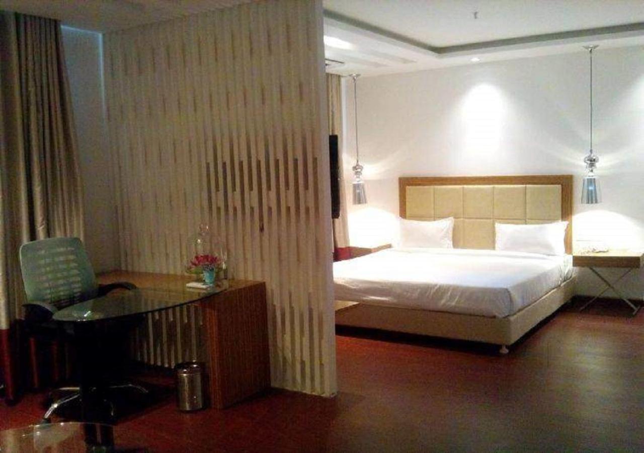 Hotel Amora - Rajnandgaon Raj Nandgaon 외부 사진