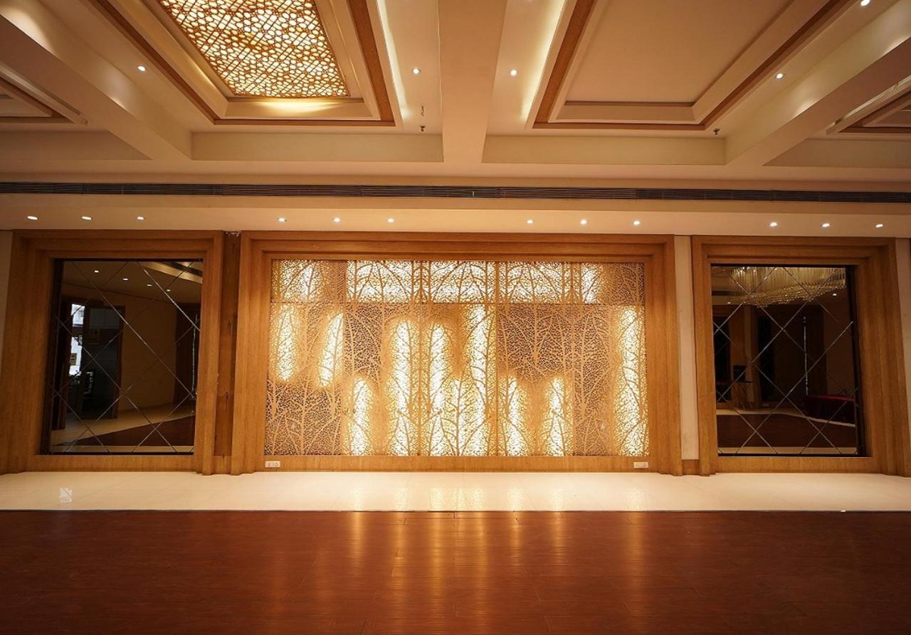 Hotel Amora - Rajnandgaon Raj Nandgaon 외부 사진