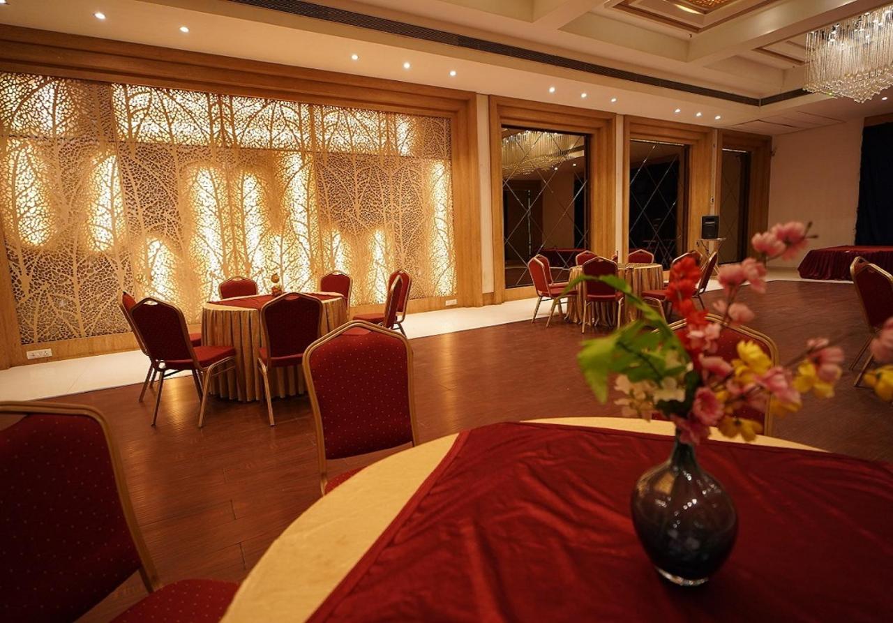 Hotel Amora - Rajnandgaon Raj Nandgaon 외부 사진