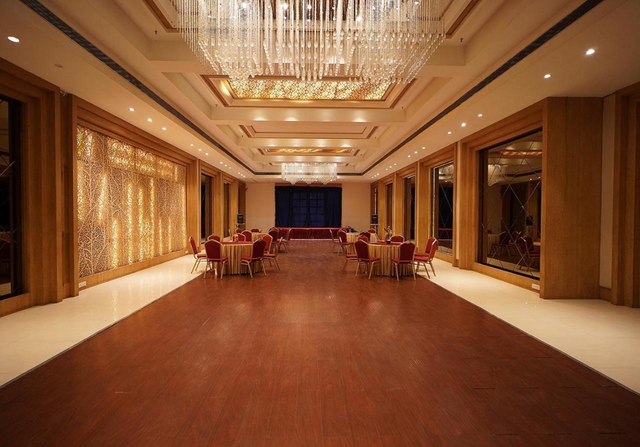 Hotel Amora - Rajnandgaon Raj Nandgaon 외부 사진