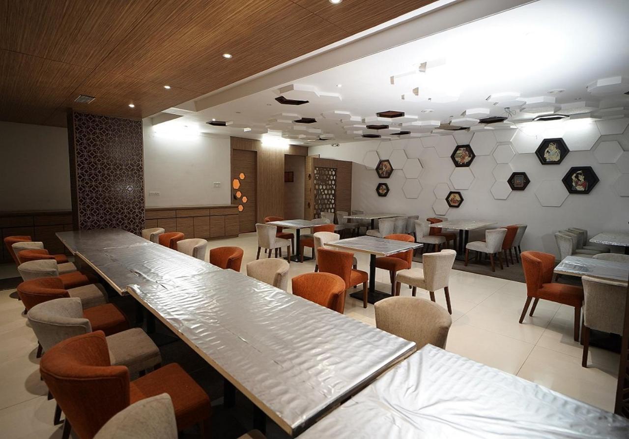 Hotel Amora - Rajnandgaon Raj Nandgaon 외부 사진